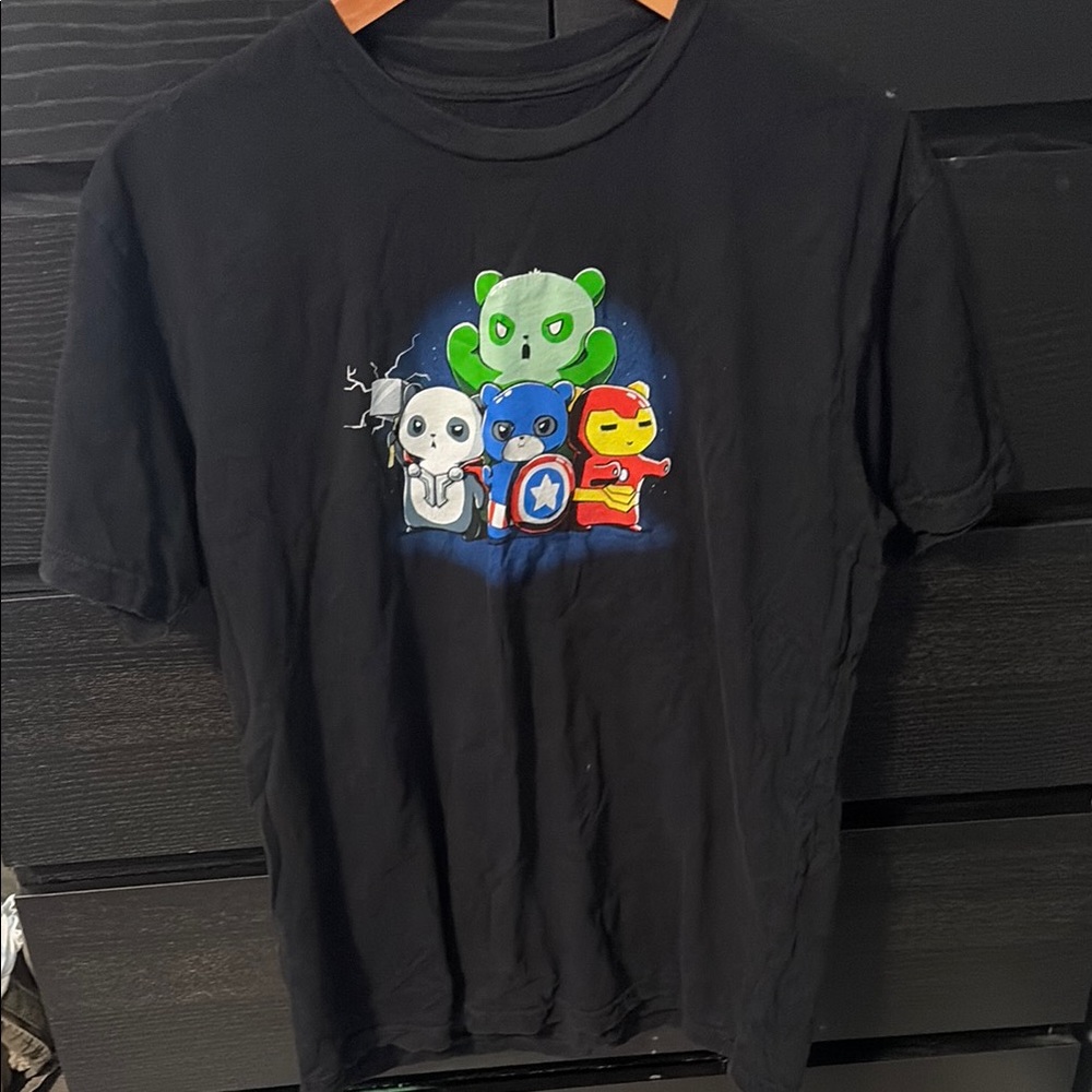 Men’s large Black Graphic Tee with Colorful Superhero panda Bears